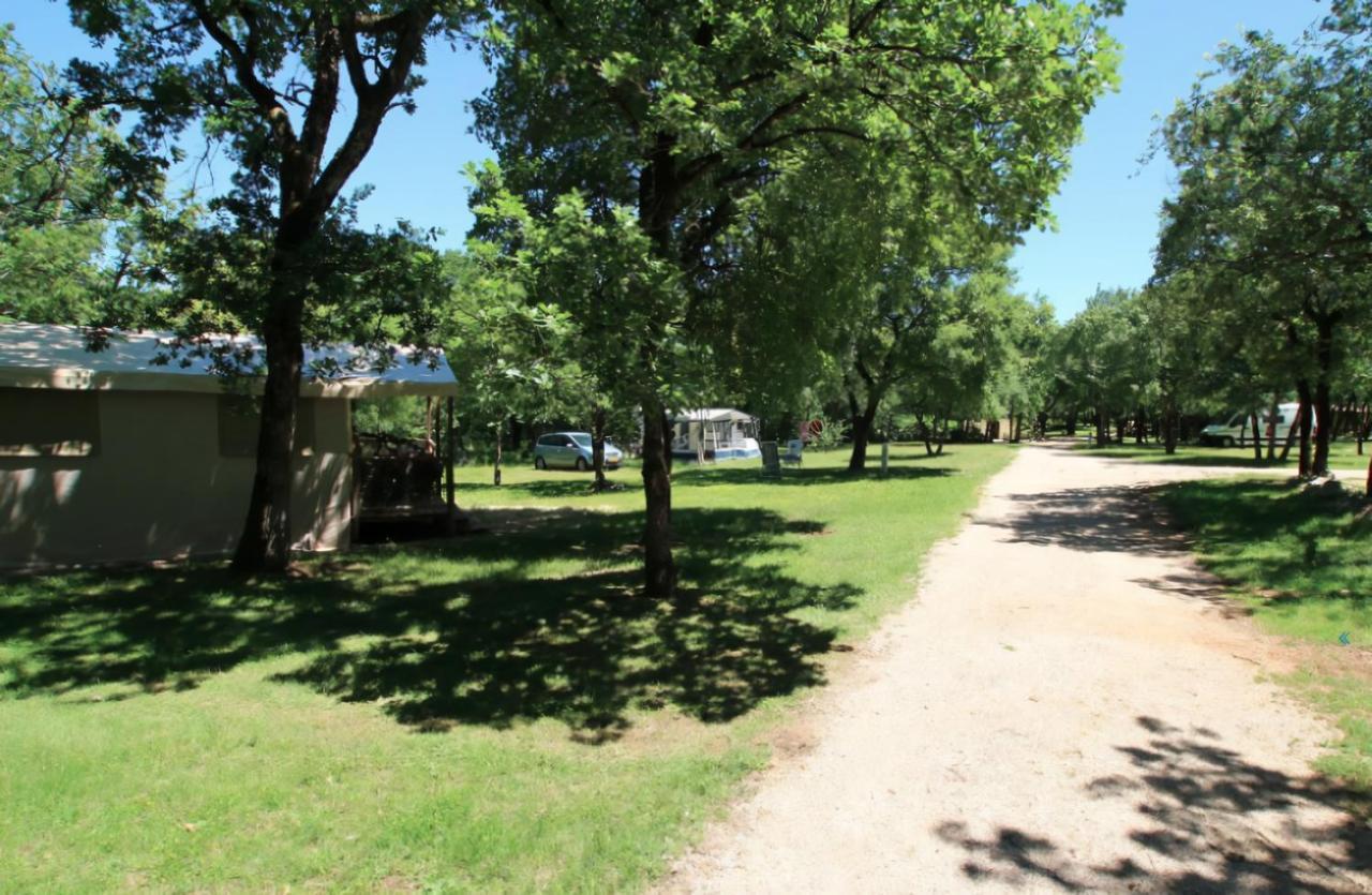 Lodges Du Bois Dodo - Ancien Camping De Bois Redon Septfonds Екстериор снимка